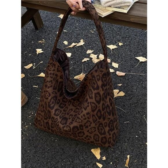 Leopard Print Handbag - Picture 4 of 9
